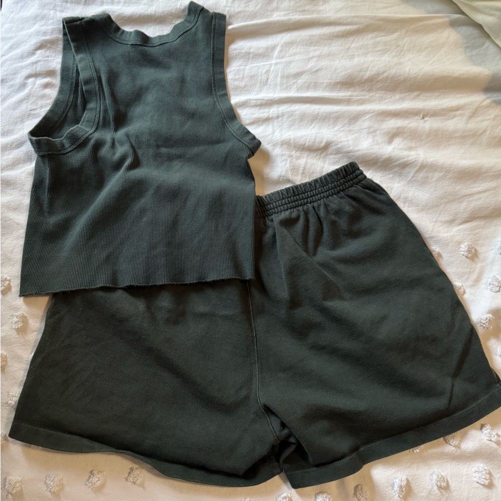 Forest green Brandy Melville set